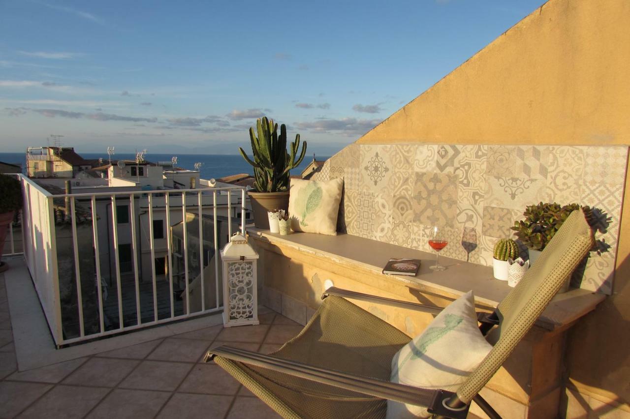 Le Terrazze Bed & Breakfast Tropea Exterior photo