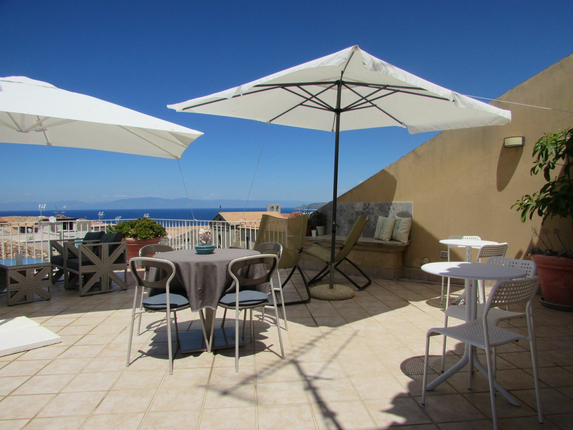 Le Terrazze Bed & Breakfast Tropea Exterior photo